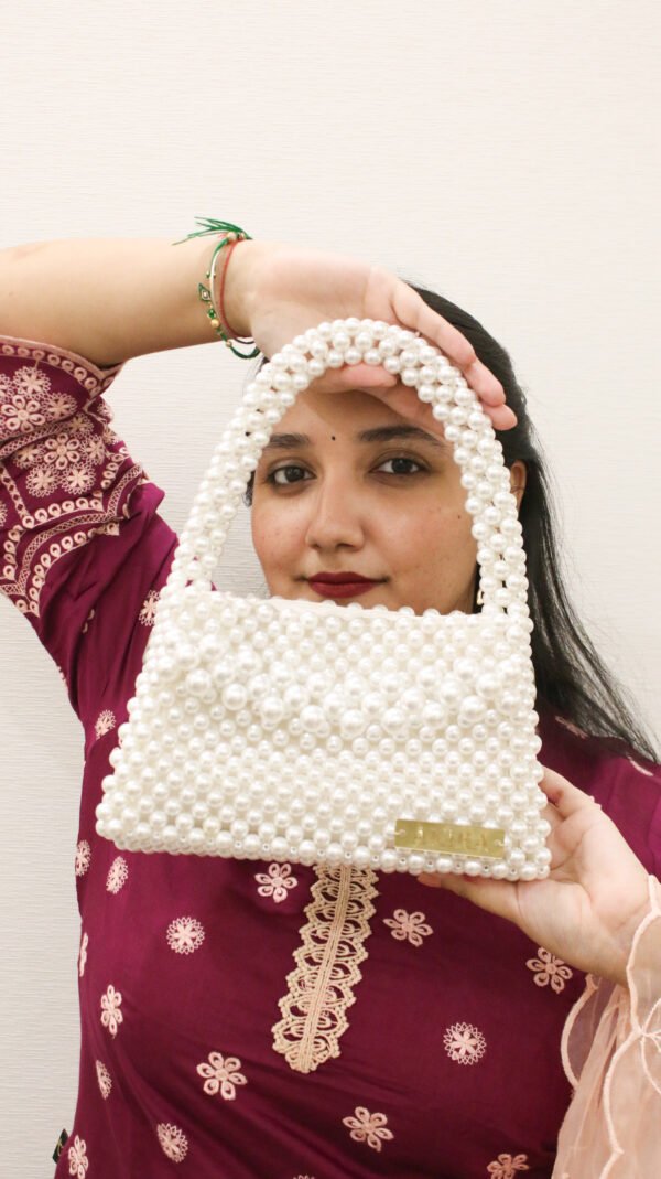 White Velvet Pearl Handbag - Image 9